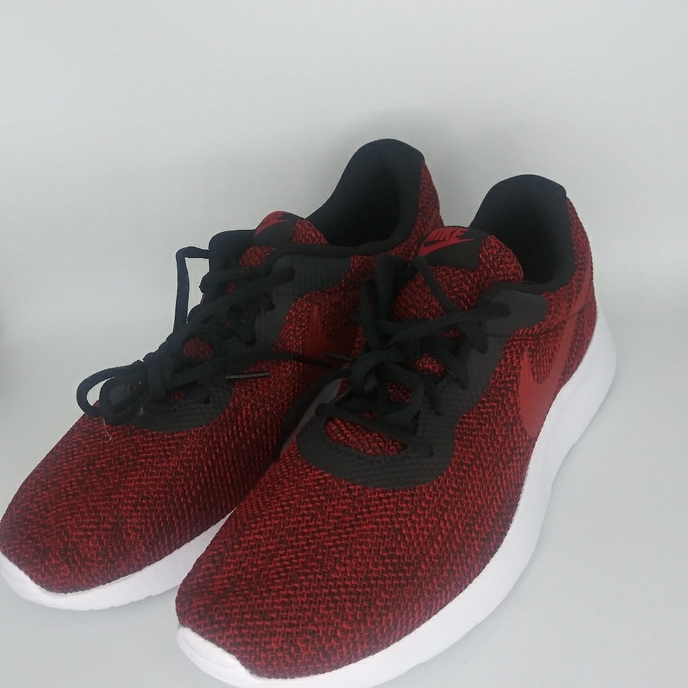 ❤🚨NEW NIKE MEN'S TANJUN SNEAKERS🚨❤